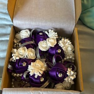 Purple wedding decorations